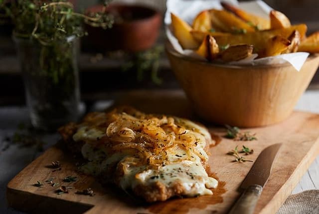 Imagen de Milanesa a la Fugazzeta