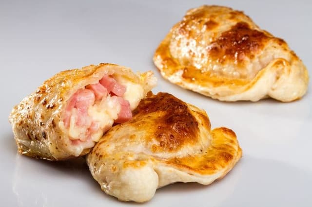 Imagen de Empanada de jamon y queso